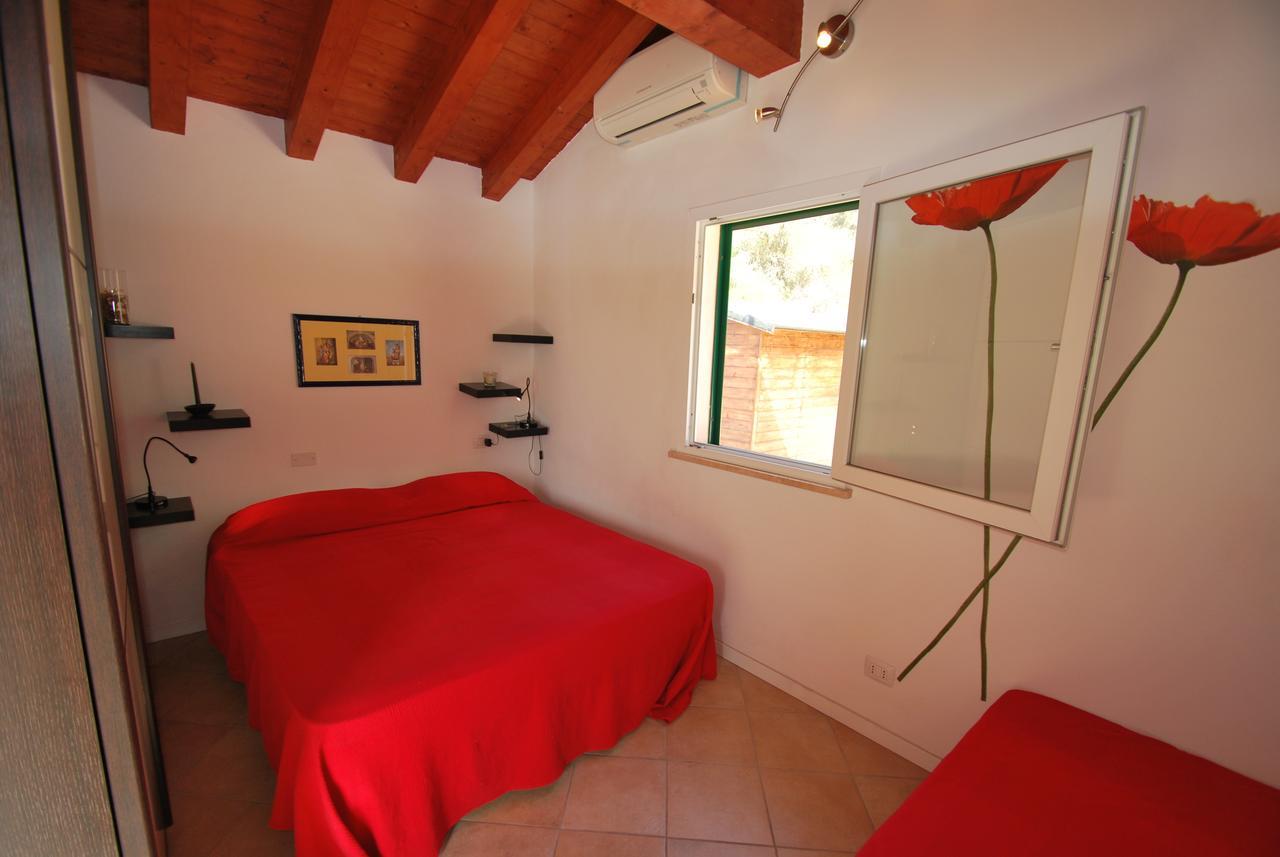 Villetta Ciclamino Casa Alzi Exteriér fotografie